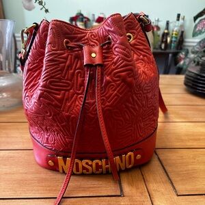 Moschino bucket bag